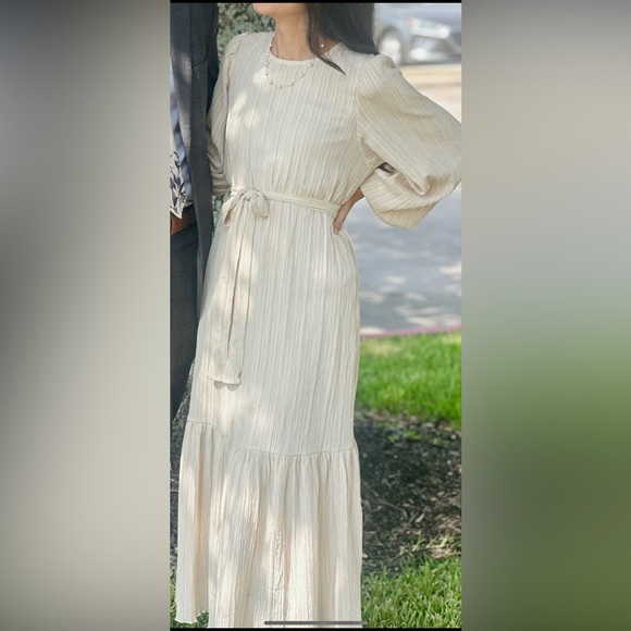 Long‎ sleeve midi dress - Picture 1 of 3